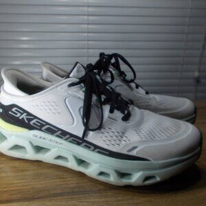 Skechers Glide-Step Slip In Hands Free Women's Size 7.5 Shoes